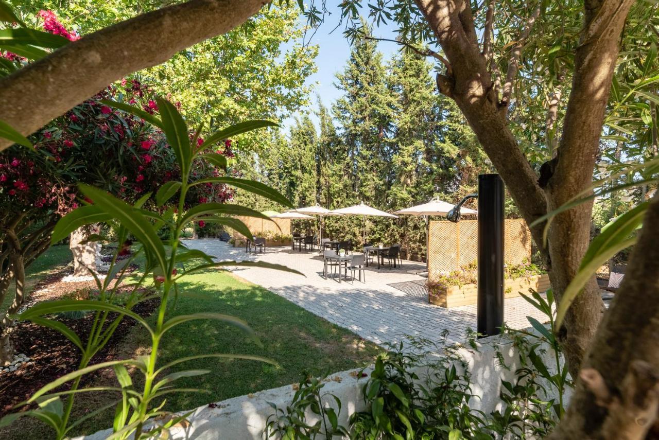 Manta Guest Bed & Breakfast Manta Rota Exterior photo